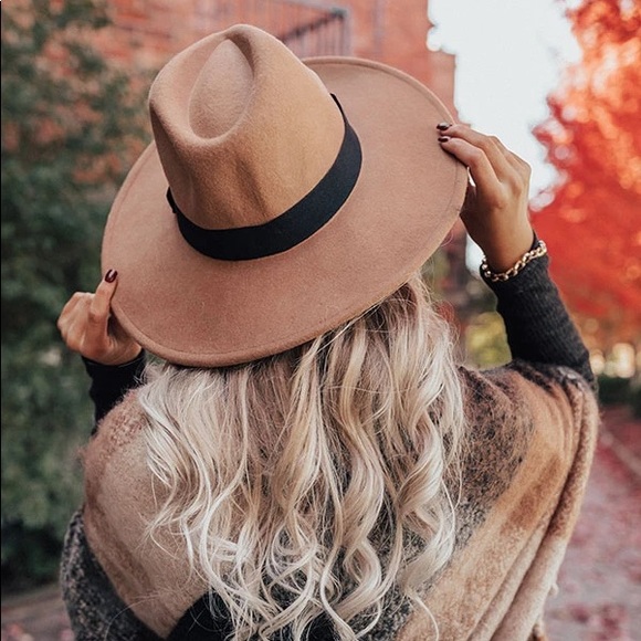 Accessories - Khaki Felt Hat
